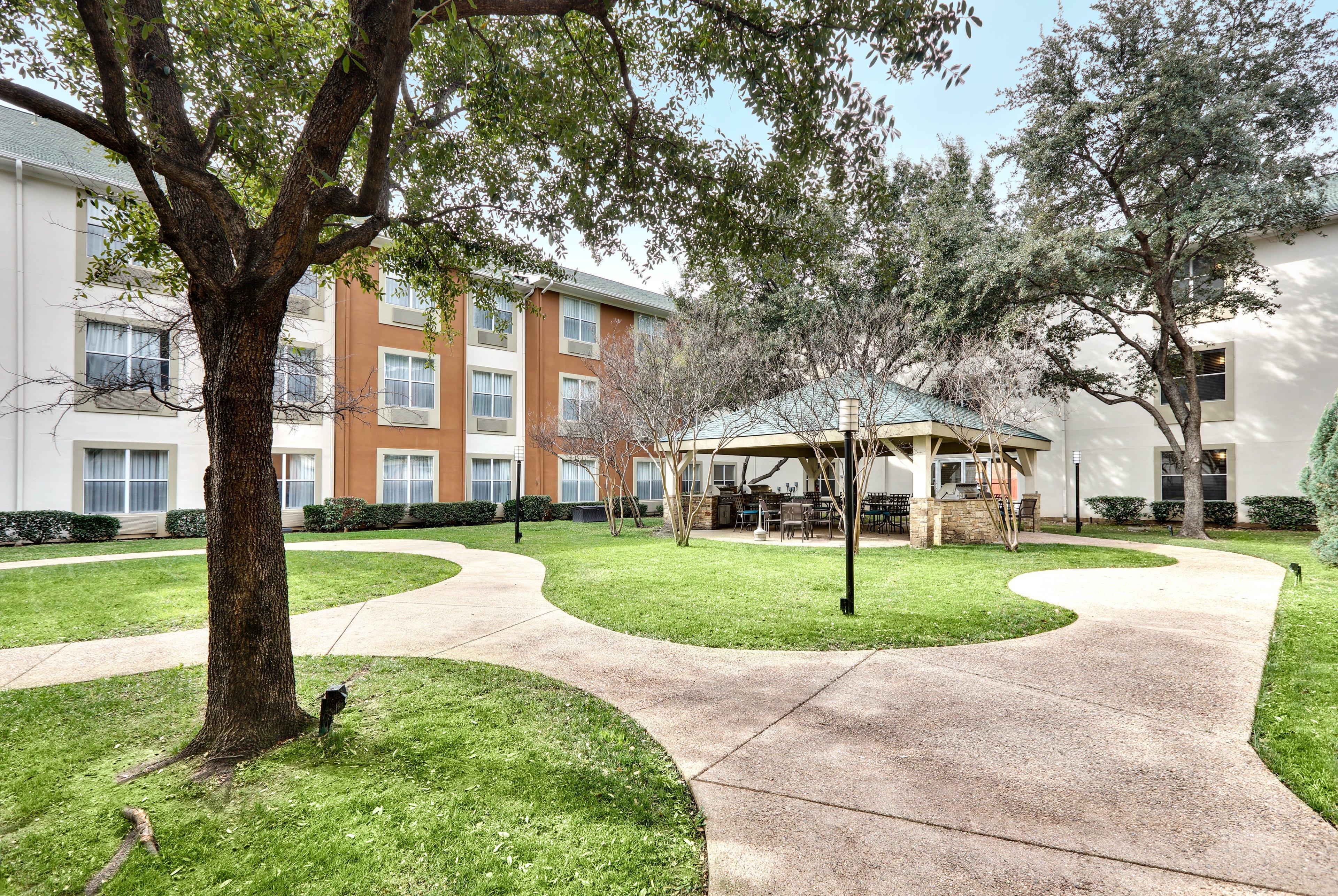 Candlewood Suites Dallas Market Center-Love Field, An Ihg Hotel Exterior photo