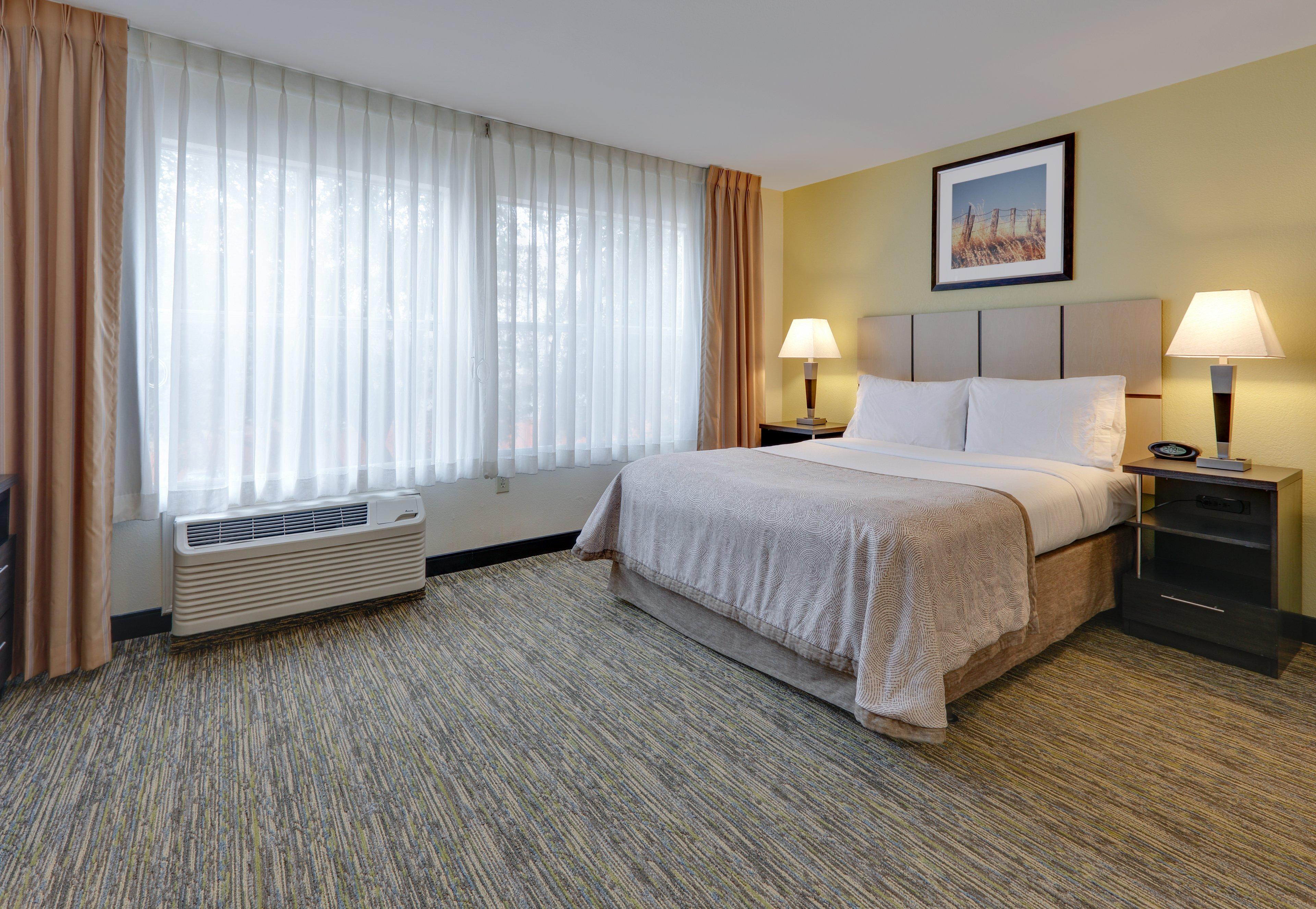 Candlewood Suites Dallas Market Center-Love Field By Ihg Exterior photo